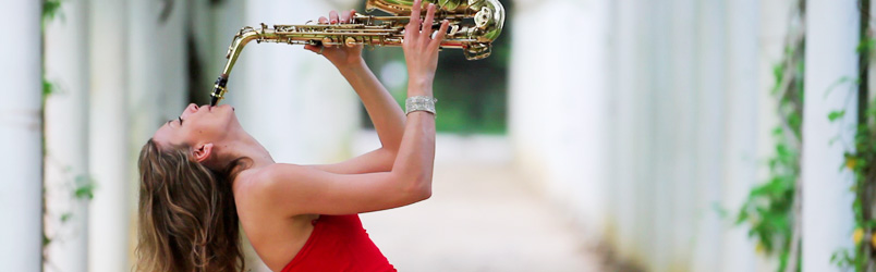 Saxophonistin Bilder Natalie Marchenko